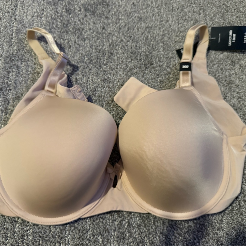 Torrid Curve Lightly Lined T-Shirt Bra, 36D NWT